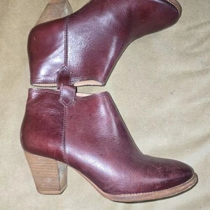Botines Madewell Cuero Billie Boot Vino Oscuro Talla 6.5 - Imagen 1 de 12