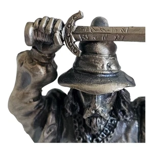 Myth and Magic Swordmaster Tudor Mint Pewter Fantsy Figurine 3102 Roger Gibbons  - Picture 1 of 12