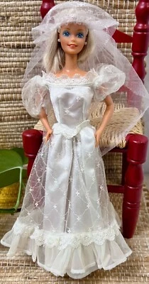 1984 Barbie Wedding Party Bride Gown Veil and Shoes #7965 - Image 1 of 4