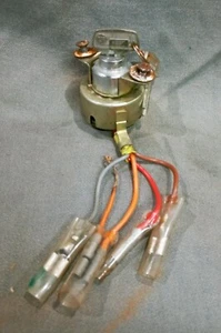 1965 Suzuki S32-2 Olympian ignition switch with Suzuki keys - Picture 1 of 4