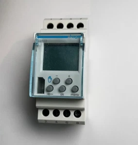 Hager Basic Time Switch 230v 16 Amp DIGI EG103 - Picture 1 of 4