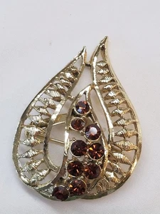 Vintage Amber Rhinestone Leaf Brooch Pin Gold Tone MCM Stylized Leaf - Picture 1 of 4