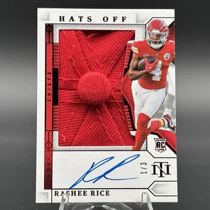 National Treasures Rashee Rice 2023 radiocontrol automático/3 sombreros apagados botón Chiefs SSP RPA - Imagen 1 de 2