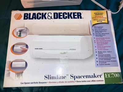 Afilador de latas y cuchillos Black & Decker Spacemaker EC700 Foto 1 de 4
