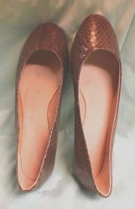 DONNABELLA WOMEN'S SHOES BALLET FLATS COCOA BROWN SNAKESKIN LEATHER 9M NEW - Picture 1 of 6