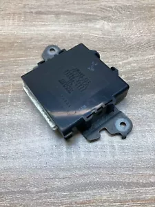 89990 47023 232500 0320 Denso Toyota 12V Smart Key Module Control Unit - Picture 1 of 7