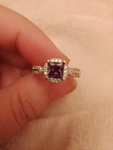 Beautiful Silver Coloured Metal Ring+Purple Princess Cut+Crystals Adjustable - Picture 1 of 4
