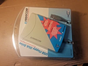 II FREECOM USB FLOPPY DISC DRIVE TWO 3.5 HIGH DENSITY FLOPP DISC W/ ACCESSORIES - Afbeelding 1 van 8