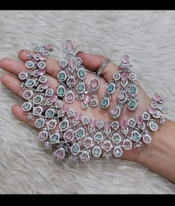 Conjunto de collar de cadena de piedras preciosas de color n circonio cúbico estilo Bollywood indio - Imagen 1 de 7