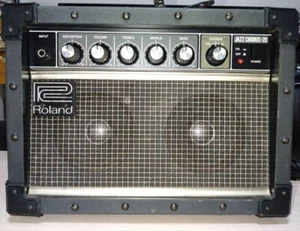 Roland JC-20 Jazz Chorus Guitar Amplifier - Picture 1 of 5