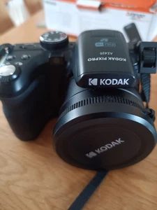 Kodak Pixpro AZ425 Bridge Digital Camera Black - Picture 1 of 4