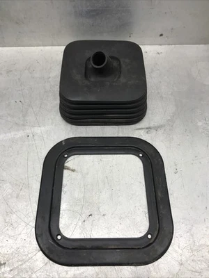 88-94 Chevy Pickup Truck Manual Transmission Shifter Boot Assembly - Image 1 of 4