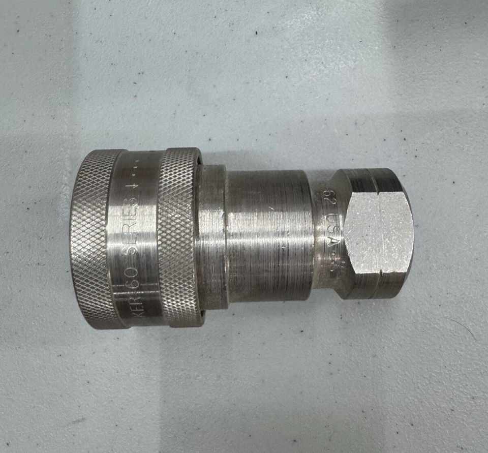 PARKER Hydraulic Quick Connect Hose Coupling: 3/4 in Coupling Size, 303 SS - Image 1 of 4