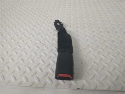 Hebilla de cinturón de seguridad central trasero Daewoo Nubira 2000 Foto 1 de 4