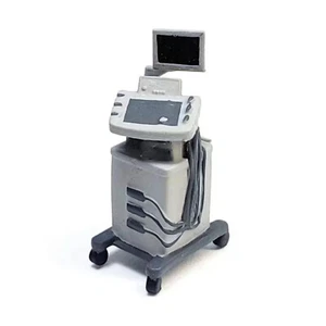 1:64 Painted Mini Figure Model Ature Resin Diorama Operating Doctor Patient - Bild 1 von 16