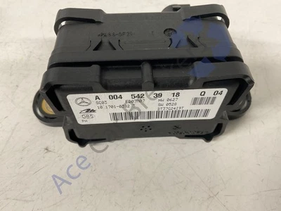 Mercedes M Class W164 05-11 Pre-Facelift YAW Rate Sensor  A0045423918 - Image 1 of 4