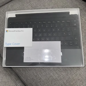 Microsoft  Surface Pro  4 Keyboard Type Cover R9Q-00010 1725 Sealed - Picture 1 of 6
