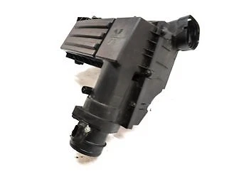 AUDI Q3 (8U) 2015-2018 2,0 L MOTOR FILTRO AIRE CARCASA CAJA LIMPIADORA Foto 1 de 3