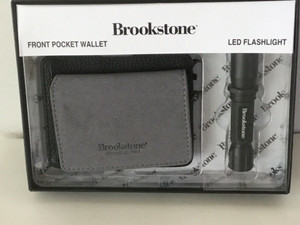 Brookstone Men's FRONT POCKET WALLET with LED FLASH LIGHT