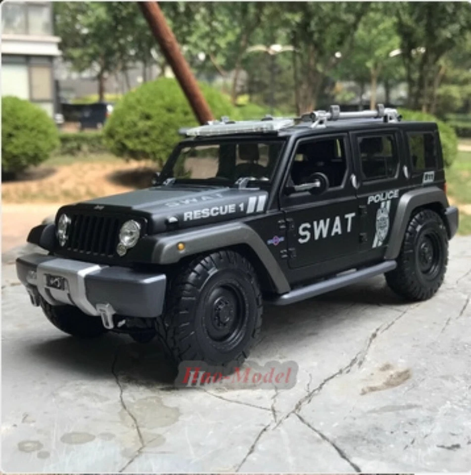 MaiSto 1: 18 吉普牧马人 SUV 四开式合金压铸汽车模型礼物 — 第 1/1 张图片
