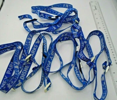 Lote de 7 Cordones Parque Temático Azul Blanco Favores de Fiesta Regalos Foto 1 de 4