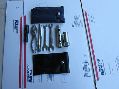 KIT HERRAMIENTAS ORIGINAL HONDA S90 CL90 SL90 ST90 CT90 CT110 (HT2) Foto 1 de 4