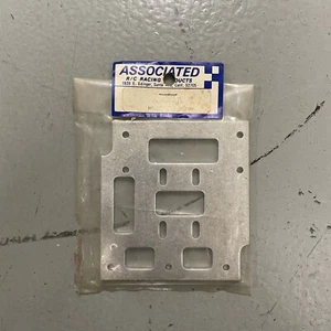 Team Associated Rear Pod Plate Rear Chassis Plate 2501 NOS RC200? RC250? RC300? - Picture 1 of 6