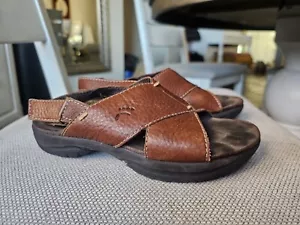 Sandalias Bare Traps para mujer talla 6 M Outfield cuero marrón plano verano punta abierta - Imagen 1 de 5