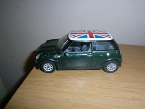 Kinsmart Mini Cooper S Green .GB flag roof. Pull& Go.DAMAGE/MISSING.12.7cm(E1g - Picture 1 of 7