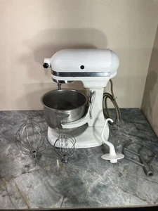 KITCHENAID HOBART MITIGEUR SUPPORT ÉLÉVATEUR MODÈLE K5-A BOL ET FOUET FONCTIONNE TRÈS BIEN 10 VITESSES - Photo 1/17