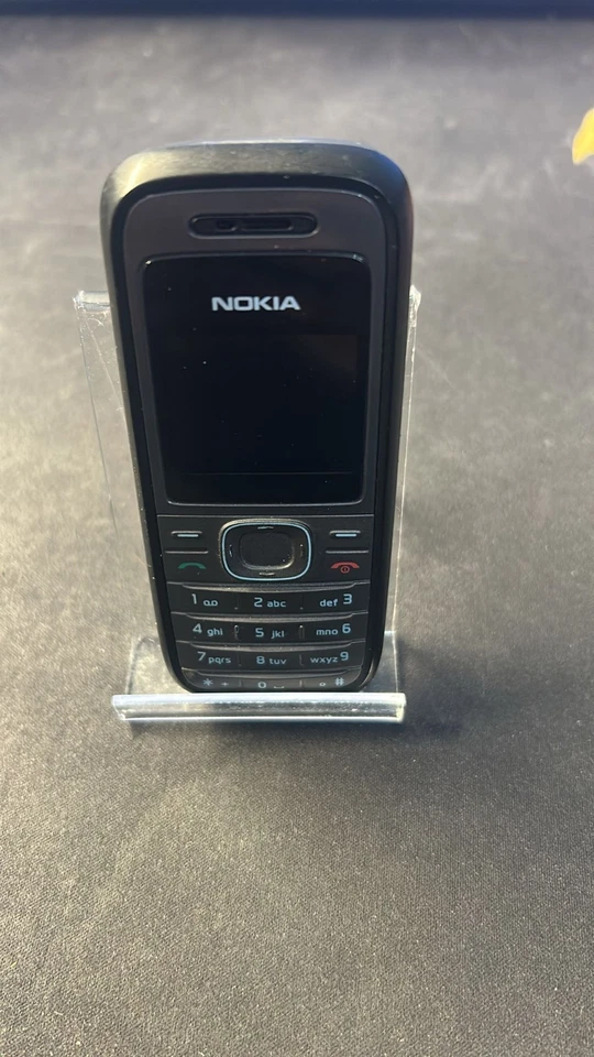 Nokia 1208 guter Zustand Ohne Simlock voll funktionstüchtig - Bild 1 von 1