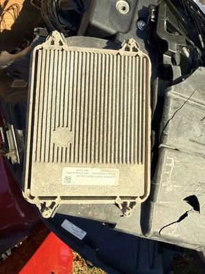 Computadoras con faros Tesla Model S 2017 Foto 1 de 3