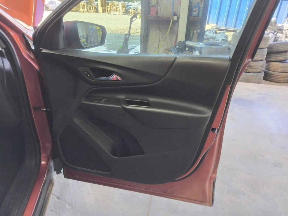 EQUINOX   2020 Front Door Trim Panel 652685 - Image 1 of 1