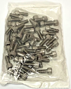 New 1/4-20 x 5/8" Socket Cap Screw, Fully Threaded, Stainless Steel (50ea) - Picture 1 of 4