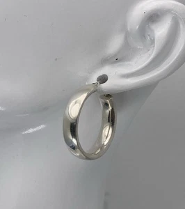 Sterling Silver 925 Lightweight Hallow 25x5.5x2mm Polished Hoop Earrings - Picture 1 of 6