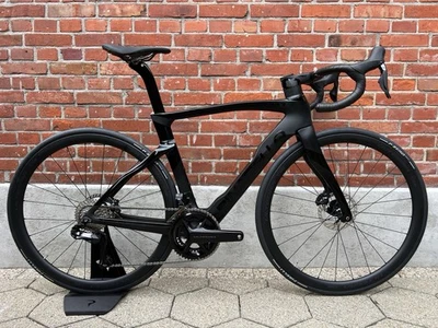 NEW! Pinarello Dogma F Disc Carbon/Shimano Ultegra Di2 2x12/Size 51/Most Talon - Bild 1 von 4