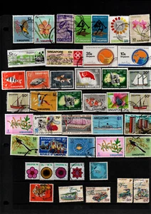 STAMPS SINGAPORE 80 DIFFERENT STAMPS COLLECTION MIXTURE MIX USED - Picture 1 of 2