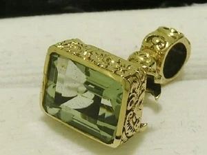 P050- Genuine 9ct Yellow GOLD Engraved NATURAL Green Amethyst Pendant Seal Fob - Picture 1 of 3