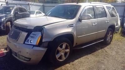 Sistema de entretenimiento con pantalla Info-GPS-TV Opt U42 compatible con 07-14 ESCALADE 146578 Foto 1 de 4