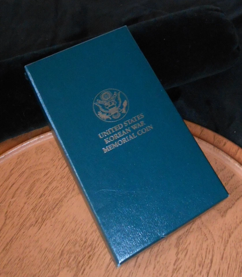KOREAN WAR MEMORIAL COIN, PROOF .900 SILVER, 1991P, U.S. MINT, COMPLETE IN BOX! - Image 1 of 4