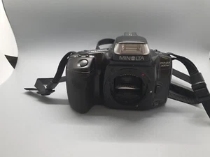 Minolta Dynax 300si AF analoge Spiegelreflexkamera nur Gehäuse u getestet S&R - Bild 1 von 4