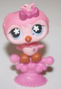 Littlest Pet Shop ojos azules búho rosa #496 y accesorio perca - Imagen 1 de 4
