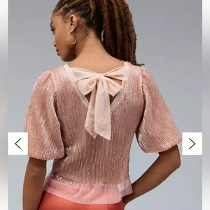 Top donna Anthropologie Sarah Hann manica a sbuffo con paillettes taglia XS - Foto 1 di 15