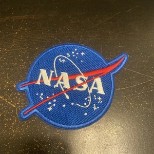 ✅NUOVO🚀NASA Aerospaziale TOPPA RICAMATA, FERRO SU, spedizione gratuita🪐 - Foto 1 di 2