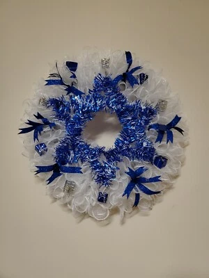 HANUKKAH Judío Blanco y Azul CORONA Deco Malla con ESTRELLA de DAVID y 9 regalos  Foto 1 de 4