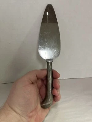 Vintage cake pie knife Lodge Sheffield England - Image 1 of 4