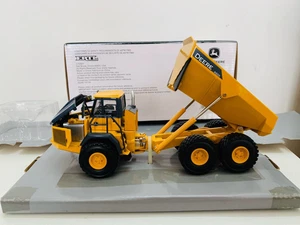 John Deere Ertl 460E Articulated Dump Truck 1/50 Scale Die-Cast Model New in Box - Picture 1 of 9