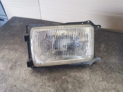 Audi 80 B1 82 Frontscheinwerfer Scheinwerfer links Bosch H4 1305620373 - Bild 1 von 4