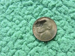 1944 P 5c SILVER AU - MAJOR Obverse LAMINATION ERROR - Super Prolific RARE !!! - Picture 1 of 7