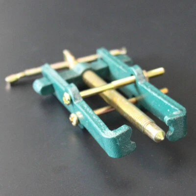 3-Inch 2 Jaw Gear Puller Mechanic Strengthen Bearing Remover Extractor Universal - Image 1 of 4